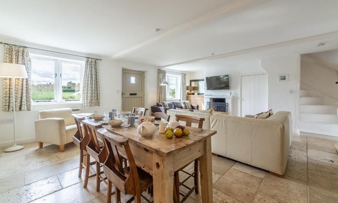 South Creake House | Jasmine Cottage 4