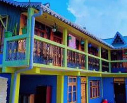 Lebong and Mineral Spring Tea Garden House | Jasshanti Homestay by StayApart