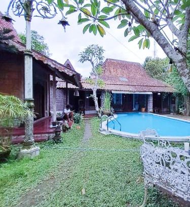 Condongcatur Villa | Java Rustic Villa