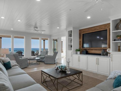 Destin House | Jewel in the Sand by Newman-Dailey