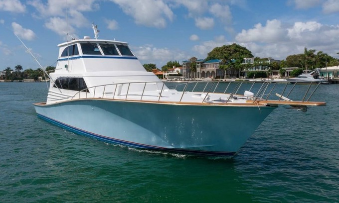 Mid Beach Boat Rental | Jewel of the Nile Yacht Hotel and Cruises