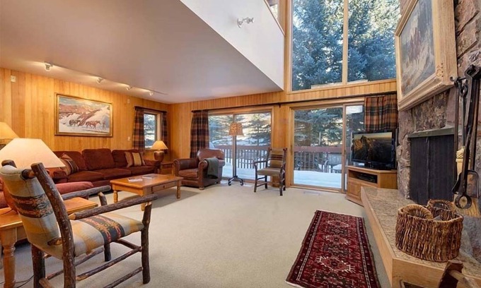 Teton Village House | JHRL - Wind River #1, Amazing Location by Ski Lift - Sleeps 8