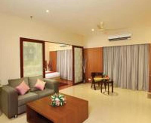 Cheruvathur Hotel | JK Residency Cheruvathur