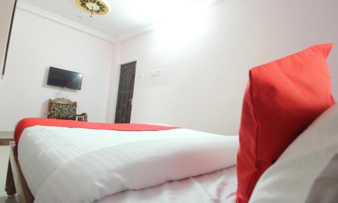 Thirunallar House | JMS Iyer Guest House