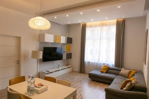 Budavar Apartment | JobelHome Castle District Apartments
