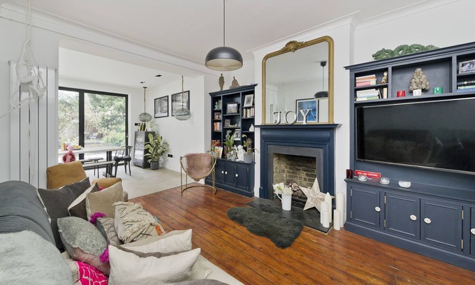 Chiswick Apartment | Joie de Vivre - One Bedroom Apartment, Sleeps 4