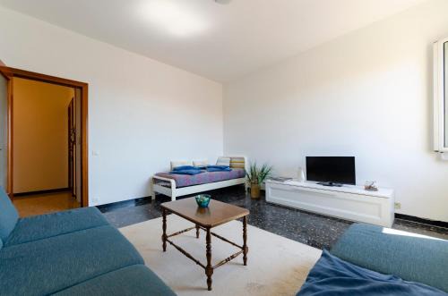 Riva Trigoso Apartment | JOIVY Family Flat Terrace & Parking near Beach
