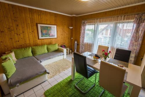 Ordacsehi Apartment | Joli Guesthouse