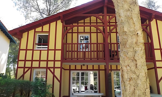 Moliets-et-Maa Villa | Jolie Maisonnette aux Couleurs Basques, Proche de L'océan et au Cœur du Golf