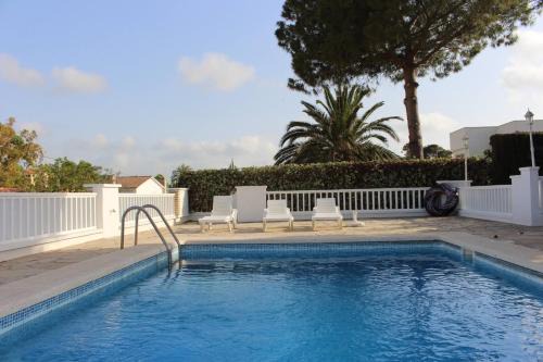 L'Ampolla Ski Chalet | Jordi - Chalet con jardín, piscina privada y barbacoa en l'Ampolla - Deltavacaciones