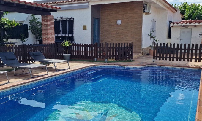 Riumar Ski Chalet | "Josef"@MARISOL: 490m to the beach, private pool, A/C, WiFi, dog beach.