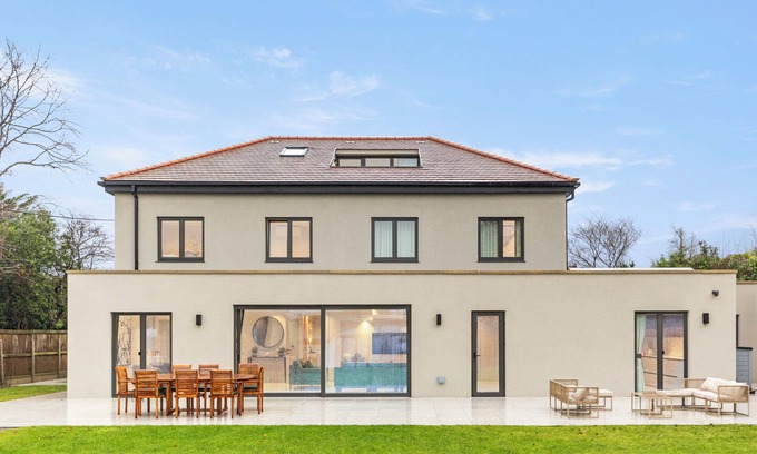 Whitstable House | Joy Lane Mansion—Luxe Stay, Poolside Fun & Comfort