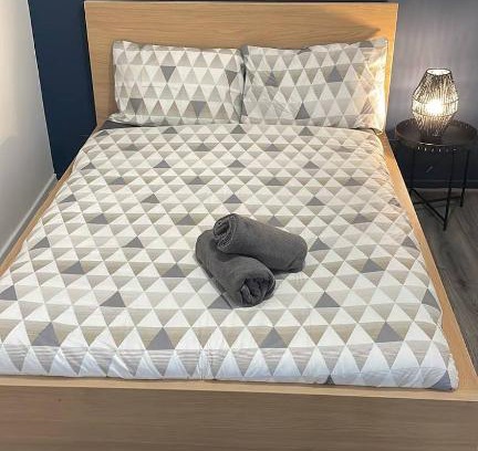 Liverpool House | Joyous Private Room in City Centre