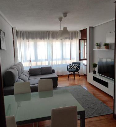 Santona Apartment | Juan Vella