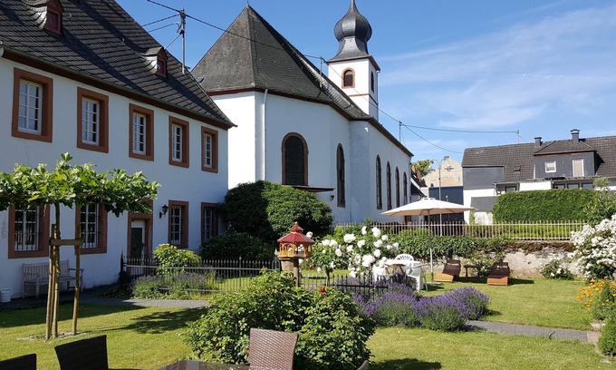 Brauneberg Apartment | Jufferblick im Alten Pfarrhaus