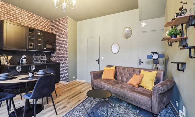 Saint-Honore - Jeanne d'Arc Apartment | *Jules Verne inspiration* 2-room apartment