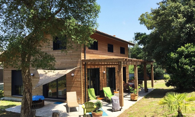 Labenne Villa | July weekly specials! Beach/forest by bike/wooden architect's house