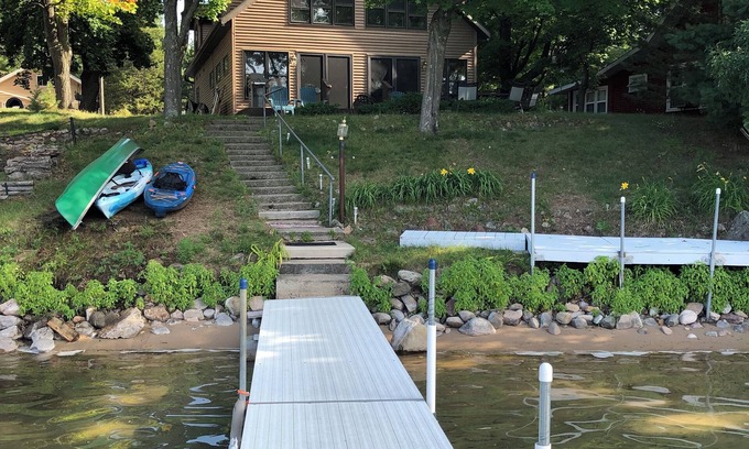 Coloma House | June 2025 dates available
