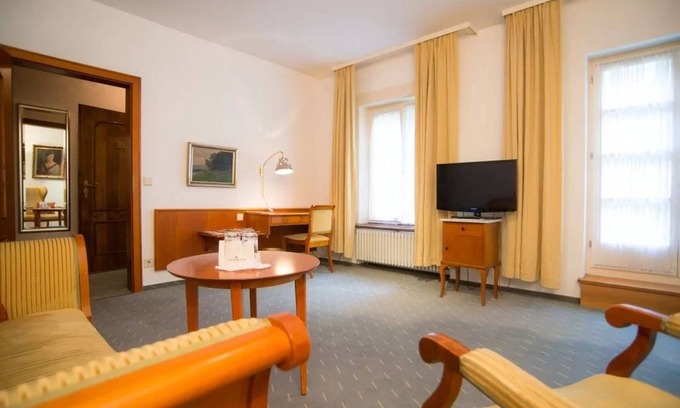 Freiburg im Breisgau Apartment | Junior suite for 3 people