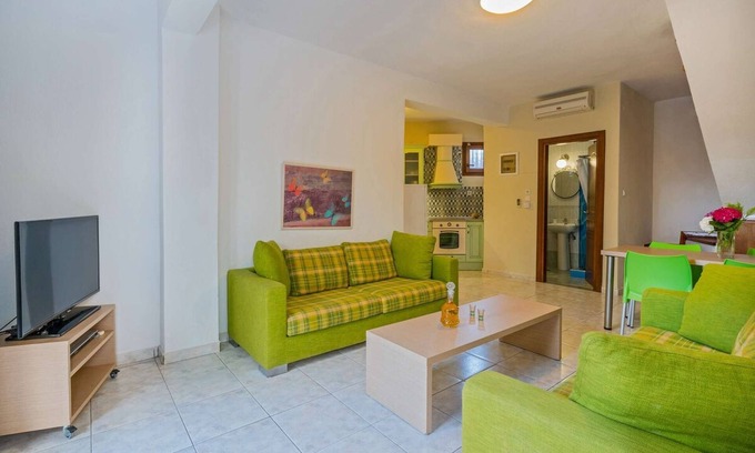 Polichrono Apartment | Junior Suite Polichrono NR 13