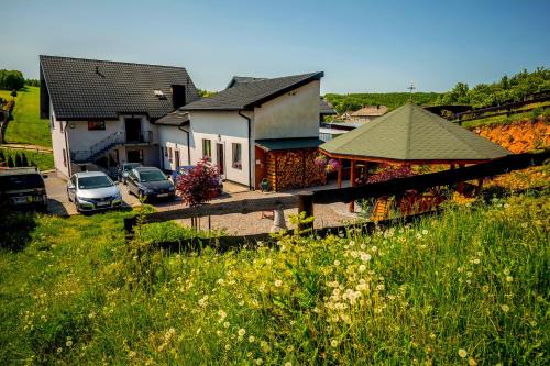 Niegowa House | Jurajskie Manowce