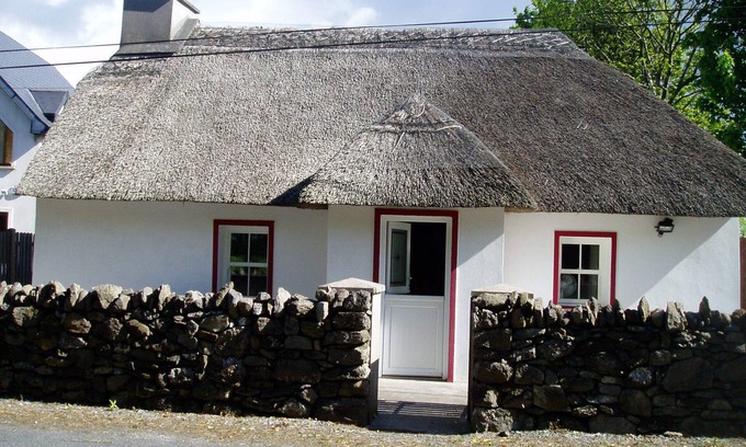 Dungarvan Cottage | Just 3 Miles From The Seaside Town Of Dungarvan on The South East Coast