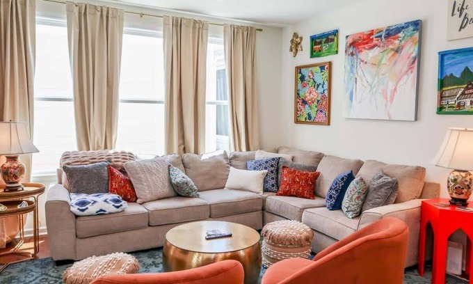Oxford House | Just Peachy by Apex Short Term Stays