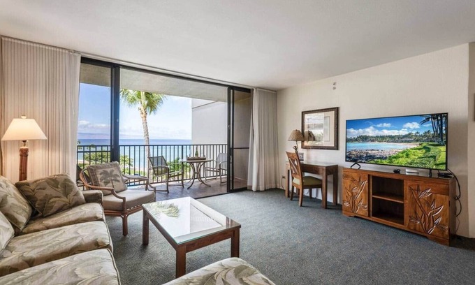 Honokowai Apartment | Kaanapali Shores 405
