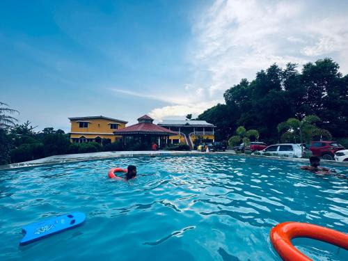Lataguri Resort | Kadambini