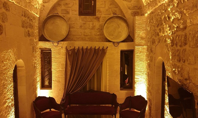 Artuklu House | Kale Divan Konağı