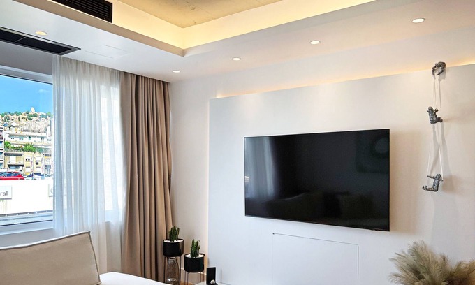 Neos Kosmos Villa | Kallirrois 89 Suite, Hellas Elements Properties