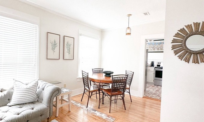 Laurel Apartment | Kalmia Suite C - Centrally Located Downtown