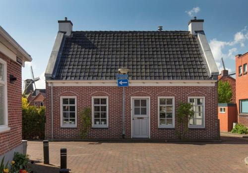 Winsum House | Karakteristiek huis in centrum Winsum met nieuwe badkamer