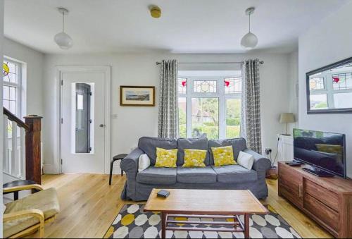 Bangor House | Karibuni Ballyholme