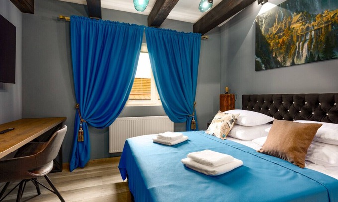 Karlovy Vary Apartment | Karlovy Charme Inn: 1BR Apt No.531 with Lake View