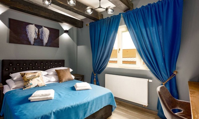 Karlovy Vary Apartment | Karlovy Charme Inn: Premium 2BR Apt No.637
