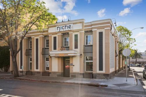 Centennial Hotel | Kasa Niche Hotel Redwood City
