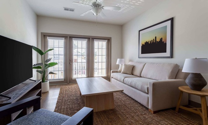 Wilmington Apartment | Kasa | Sunny 1BD | Wilmington