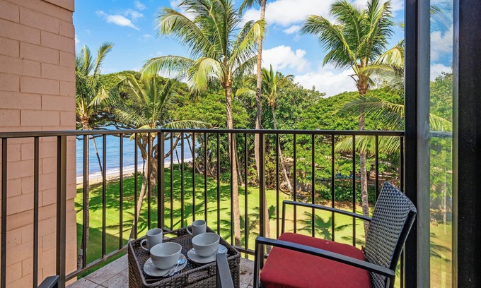 Kihei Condo | Kealia 409 - Beach front studio