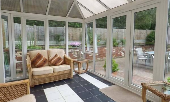 Shrewsbury Cottage | KEMPS EYE COTTAGE, with a garden in Shrewsbury
