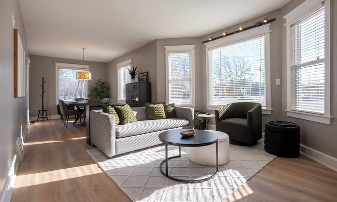 Kenosha House | Kenosha Lighthouse Retreat