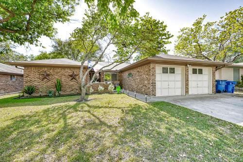 Kerrville House | Kerrville Hidden Gem with Firepit and Grill - Great Location