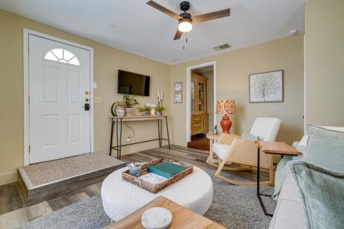 Kerrville Apartment | Kerrville Vacation Rental Across From River Trail!