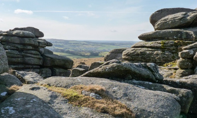 Grenofen Cottage | KESTREL COTTAGE, family friendly in Whitchurch, Devon