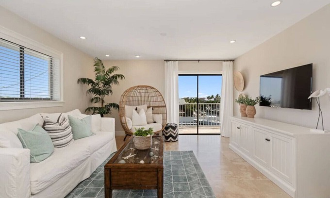 Key Largo Apartment | Key Largo Ocean Shore Villa 3 with pool & boat slip