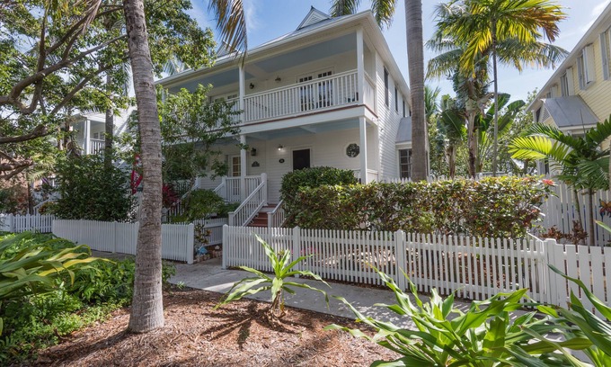 Key West House | Key West Tropical Townhome on Golf Course