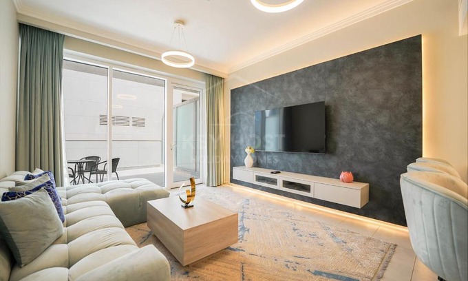 Jumeirah Village Circle Apartment | KeyHost - Regent Court JVC - K460