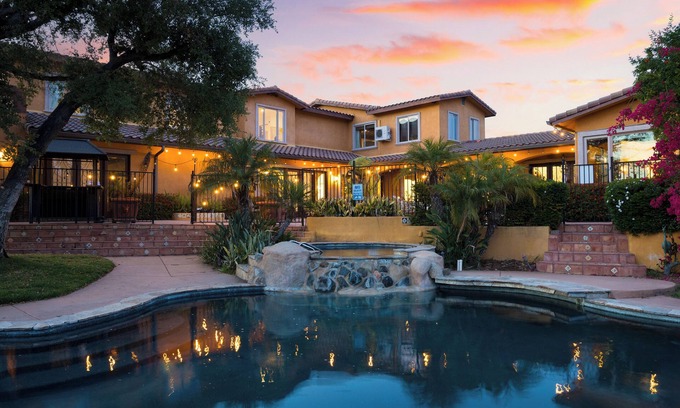 Valley Center House | Keys Creek Main House by AvantStay | Luxury 9BDR Estate