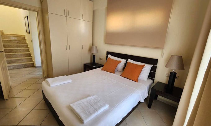 Milas Villa | KHARMA BEACH CLUB SPA APOLLONIUM BAY VILLAS