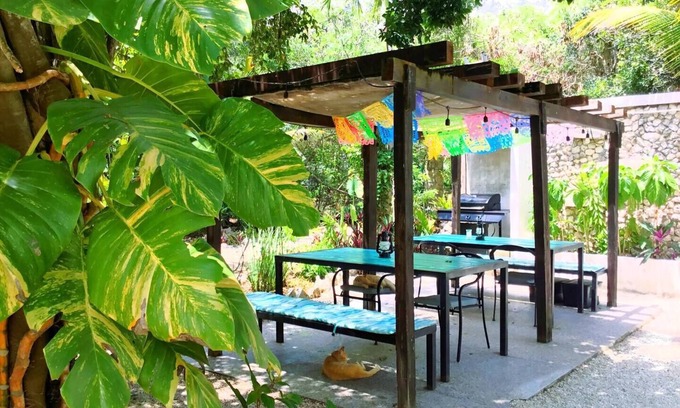 Akumal House | King Bungalow Guest House in Small Gated Communitynn